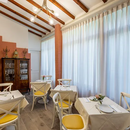 Ninfeo Dell' Arancera Calci