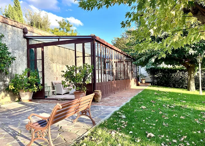 Ninfeo Dell' Arancera Calci