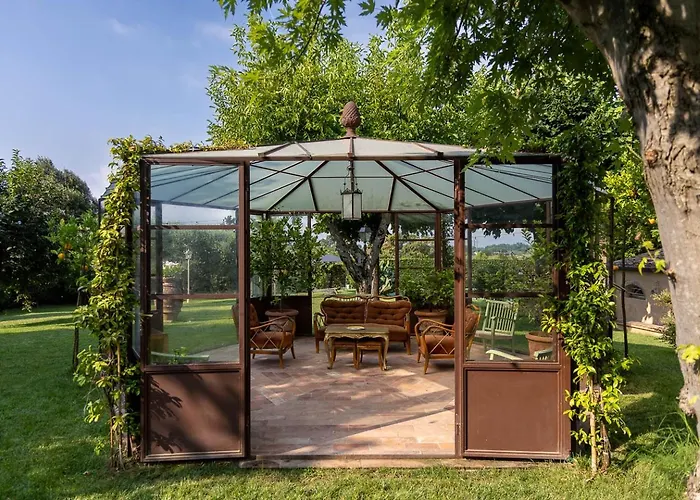 Ninfeo Dell' Arancera 4* كالسي