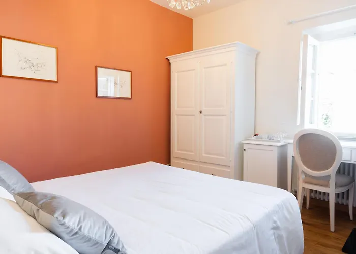 Ninfeo Dell' Arancera 4* كالسي