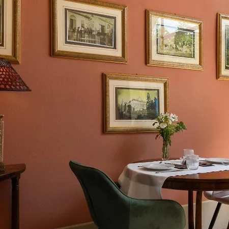 Ninfeo Dell' Arancera Bed & Breakfast Calci